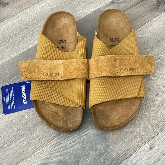 Birkenstock Kyoto Suede Embossed Sandals - Picture 6 of 10
